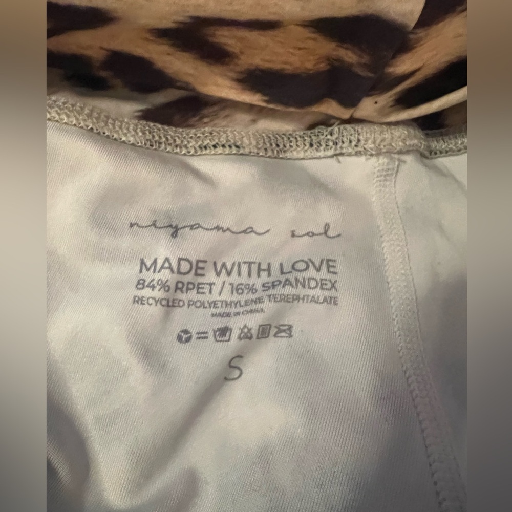 NWOT Niyama Sol Zambia leggings S - Picture 5 of 6